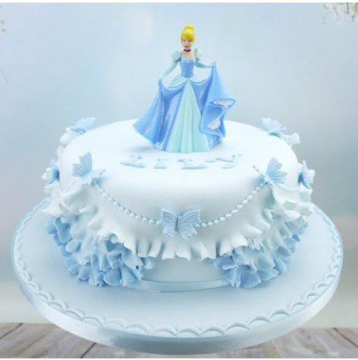 Disney Creamy Princess Cake decorated with elegant princess-themed designs and smooth, creamy frosting, perfect for a magical birthday celebration.