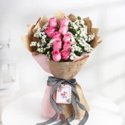 Enchanting Floral Bundle for Mom – Delightful Arrangement of Beautiful Flowers to Celebrate and Honor Mom on Her Special Day