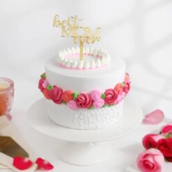 Floral Wonder Mother's Day Cake – Elegant Cake with Beautiful Floral Decoration for a Special Celebration