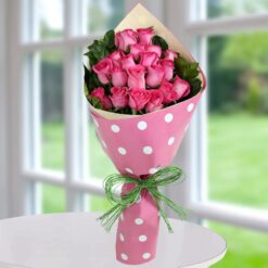 20 Pink Roses Bunch featuring a beautiful arrangement of 20 soft pink roses, ideal for expressing affection and celebrating special occasions.