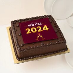 New Year Snapshot Cake with personalized photo decoration.