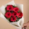 Eternal Love Red Roses – A stunning bouquet of fresh red roses, perfect for romantic occasions, anniversaries, and heartfelt declarations of love.