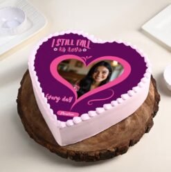 Photo Love Heart Valentine's Day Cake – A custom heart-shaped cake featuring a photo print, perfect for romantic celebrations and heartfelt moments.