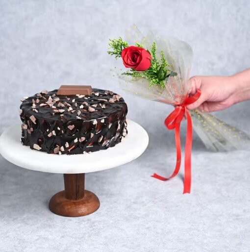 Beautiful rose bouquet with a delicious KitKat cake, a perfect gift for birthdays, anniversaries, and special moments.