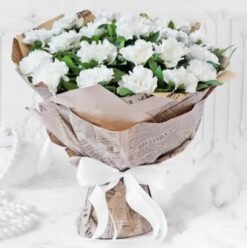 Enchanting White Carnations Blooms – elegant white carnations beautifully arranged for a serene and heartfelt floral gift.