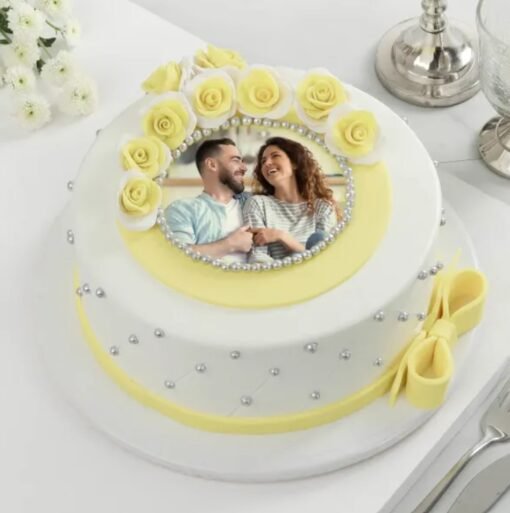 Photo Bliss Designer Cake – a customized cake featuring edible photos, perfect for birthdays, anniversaries, and milestone celebrations.