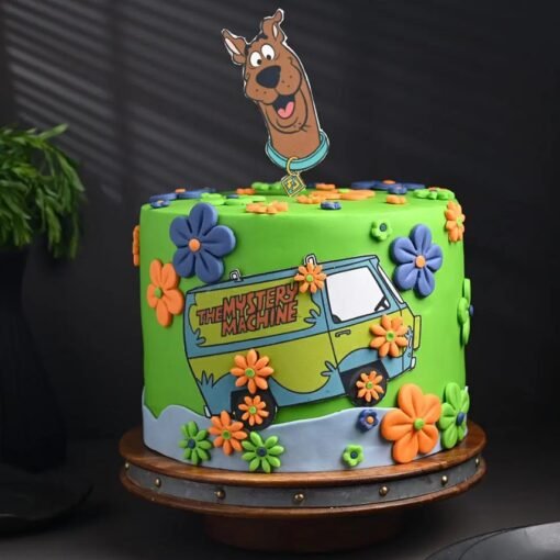 Colorful Scooby-Doo Cake with fun edible details, ideal for kids' birthdays and cartoon-themed celebrations.